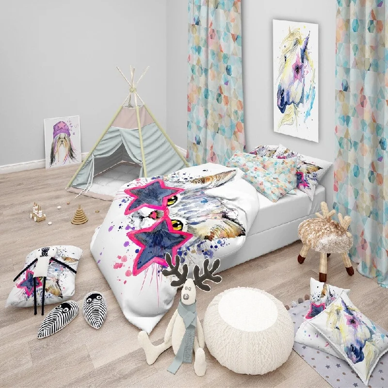 Designart 'Cute Kitten with Blue Stars' Modern & Contemporary Bedding Set - Duvet Cover & Shams