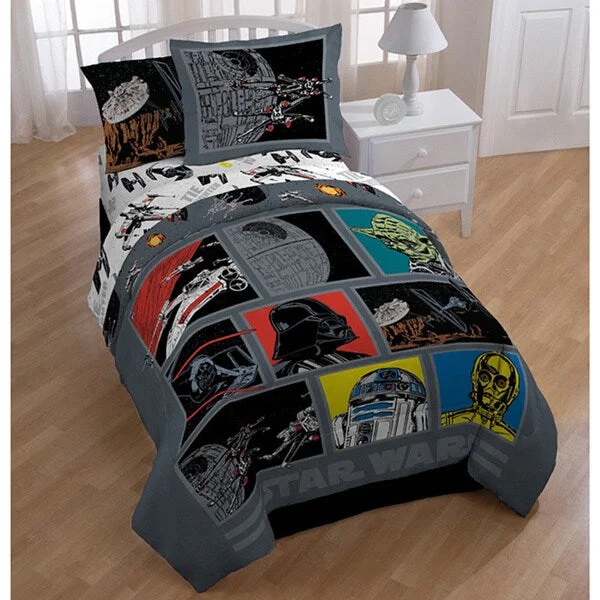 Star Wars Death Star 7-Piece Bed in a Bag with Darth Vader Pillow Buddy