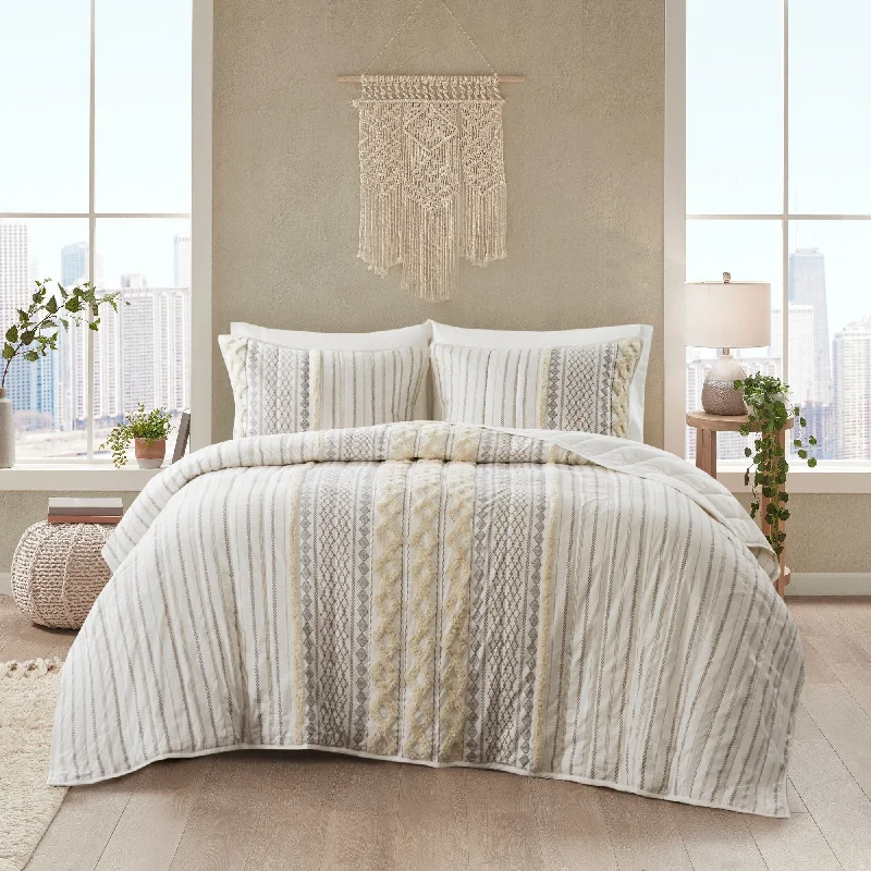 INK+IVY Imani Ivory Cotton Coverlet Set