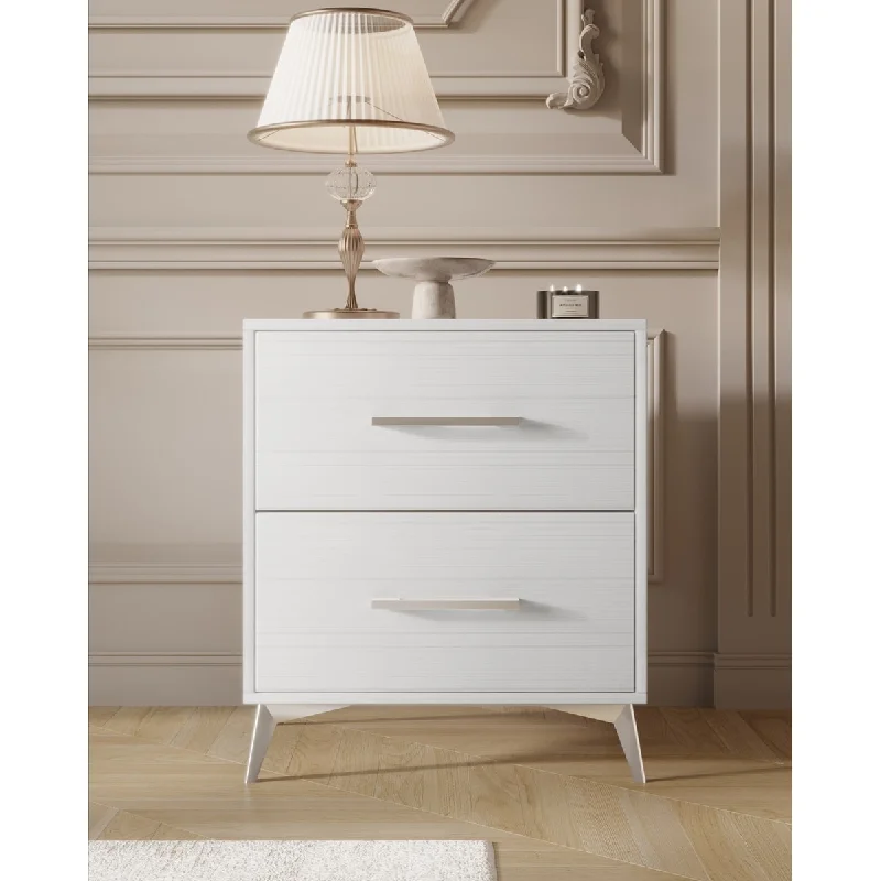 Laytec Nightstands (Set of 2)