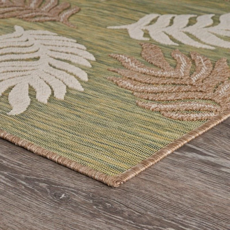 8' X 10' Indoor / Outdoor Area Rug - Green / Ivory